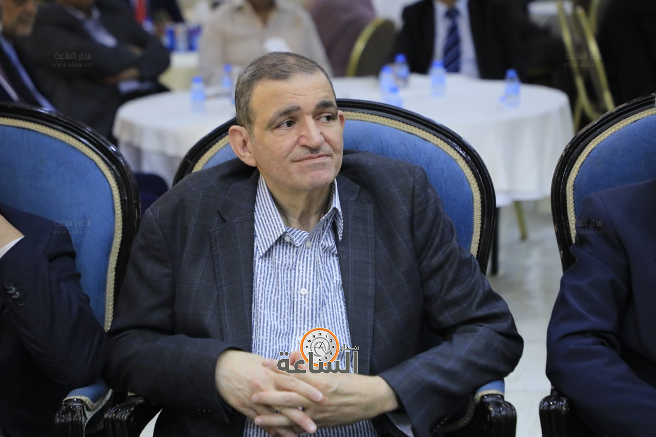 Madar Al-Saa Images 0.5057468071960576