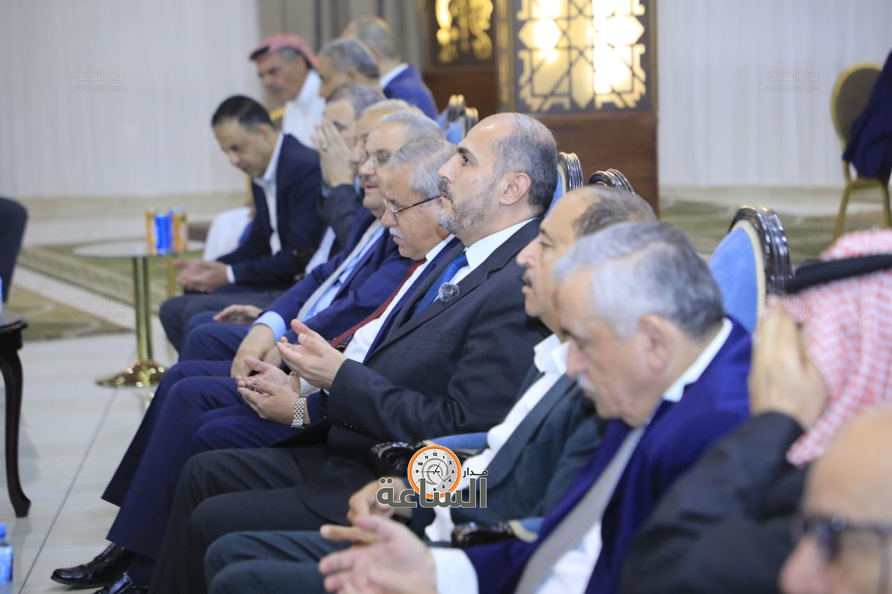 Madar Al-Saa Images 0.7431560573755802