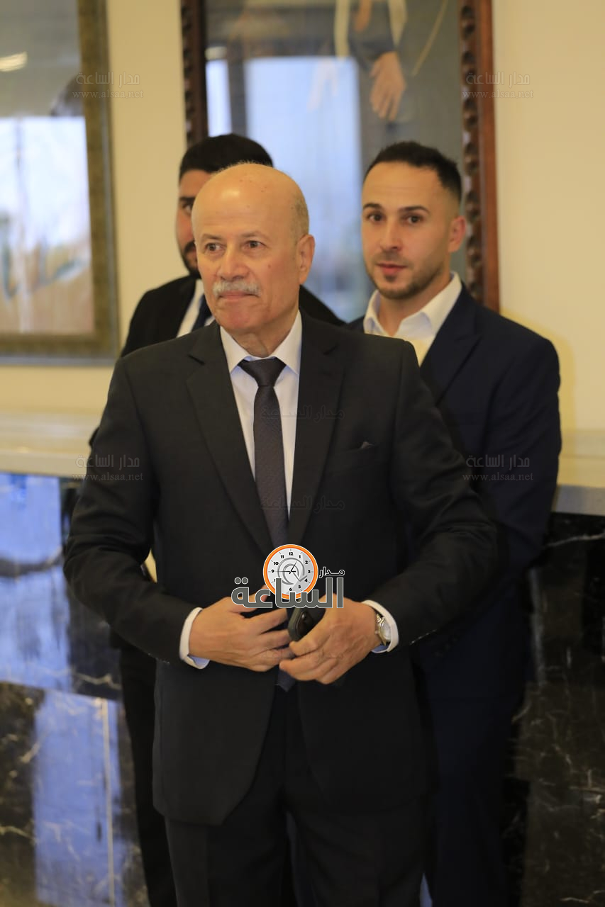 Madar Al-Saa Images 0.44217694753189984