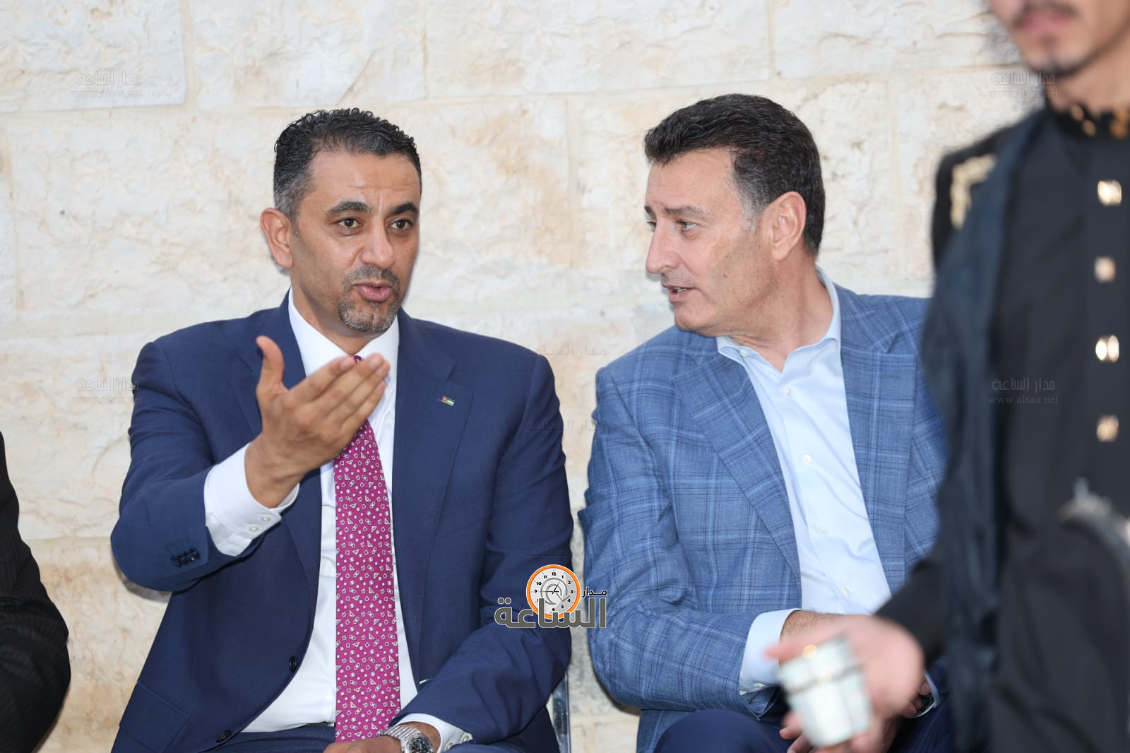 Madar Al-Saa Images 0.37412326258568873