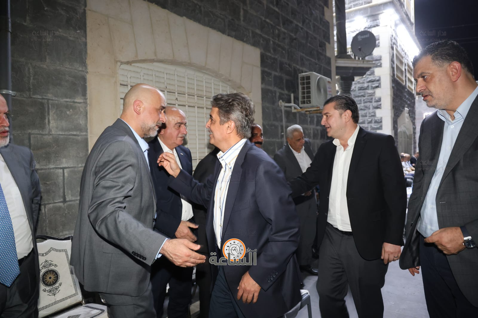 Madar Al-Saa Images 0.8195679544749662