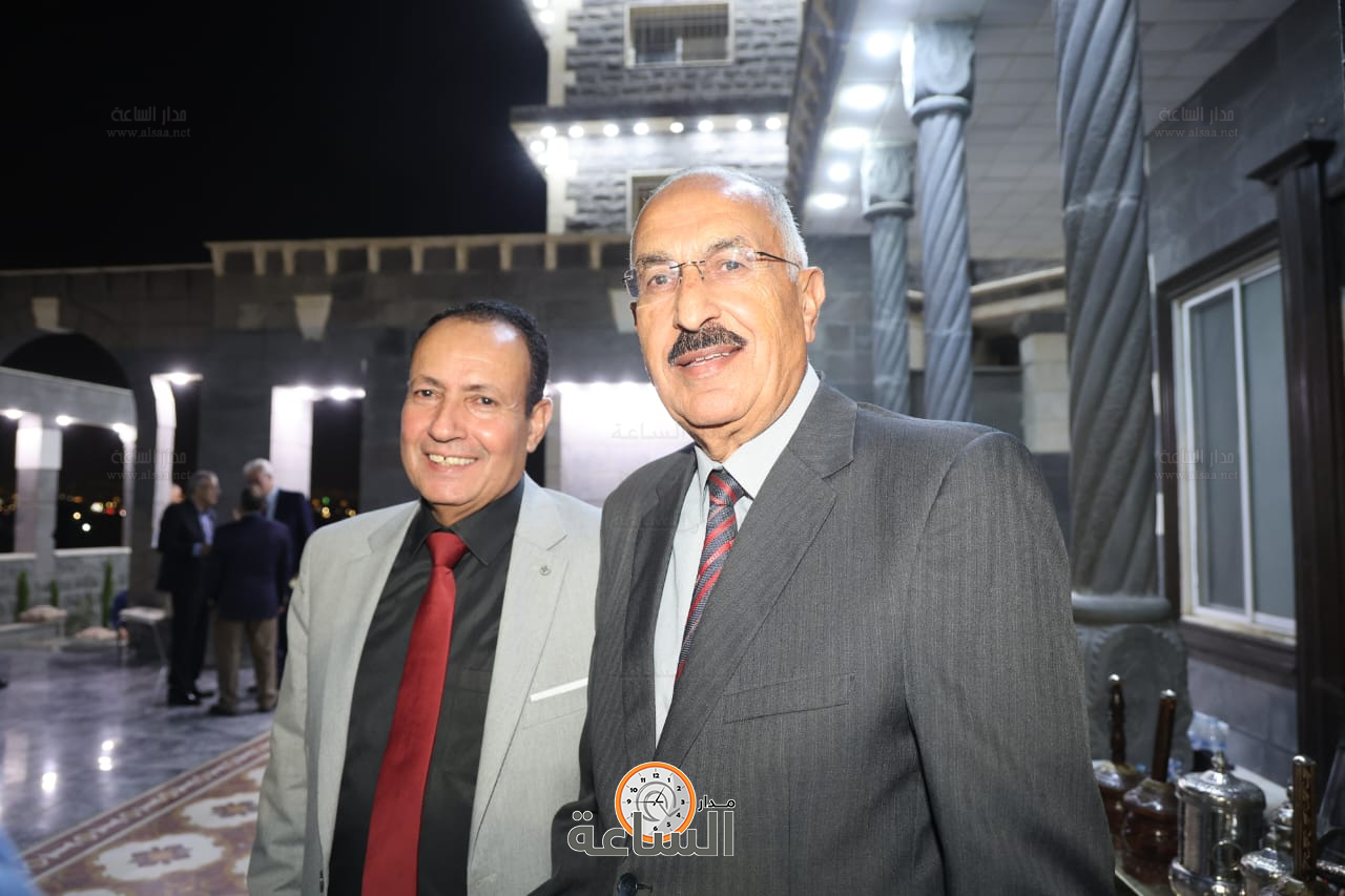 Madar Al-Saa Images 0.7819686333882635