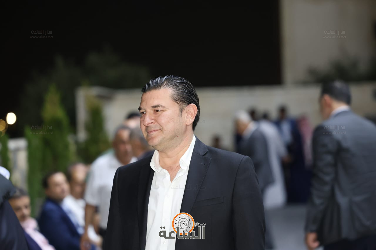 Madar Al-Saa Images 0.9014040697989513