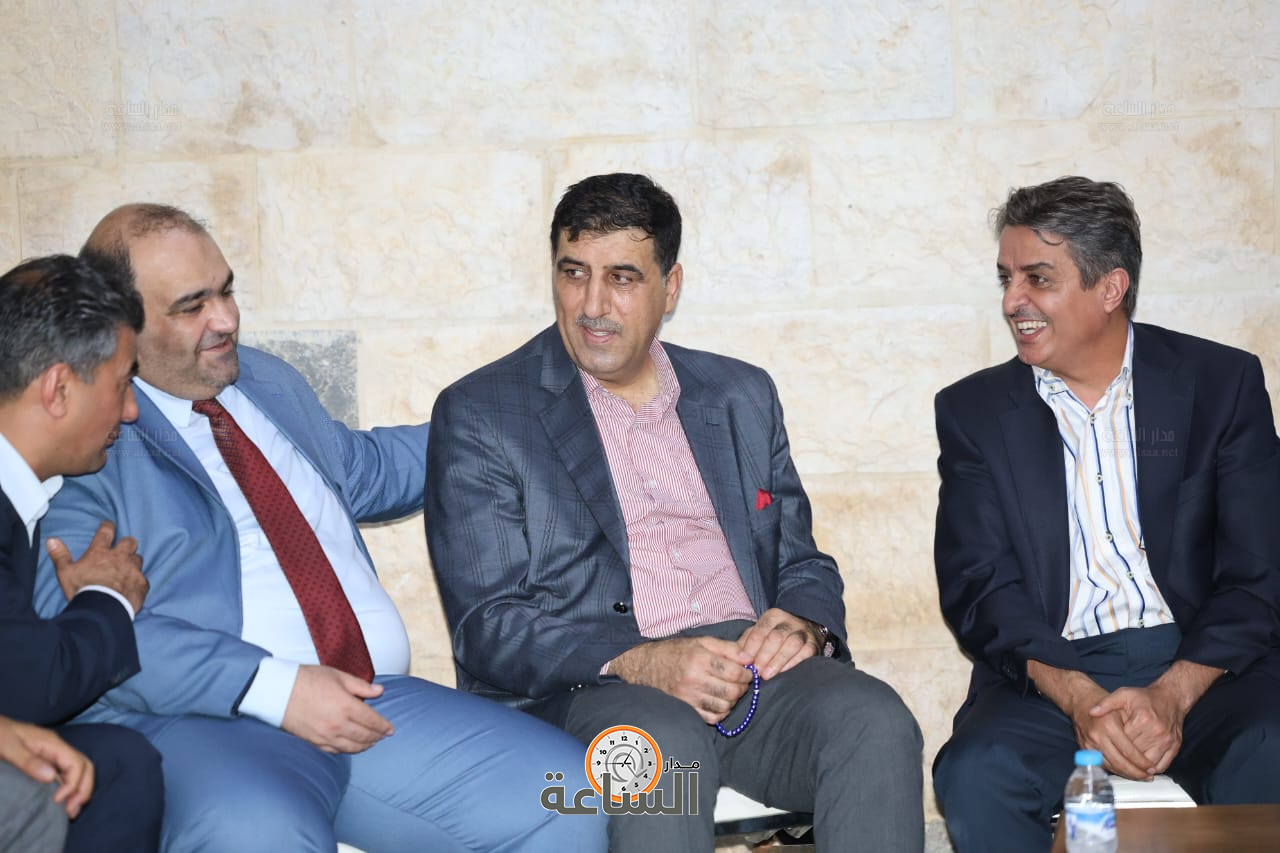 Madar Al-Saa Images 0.4051835338804217