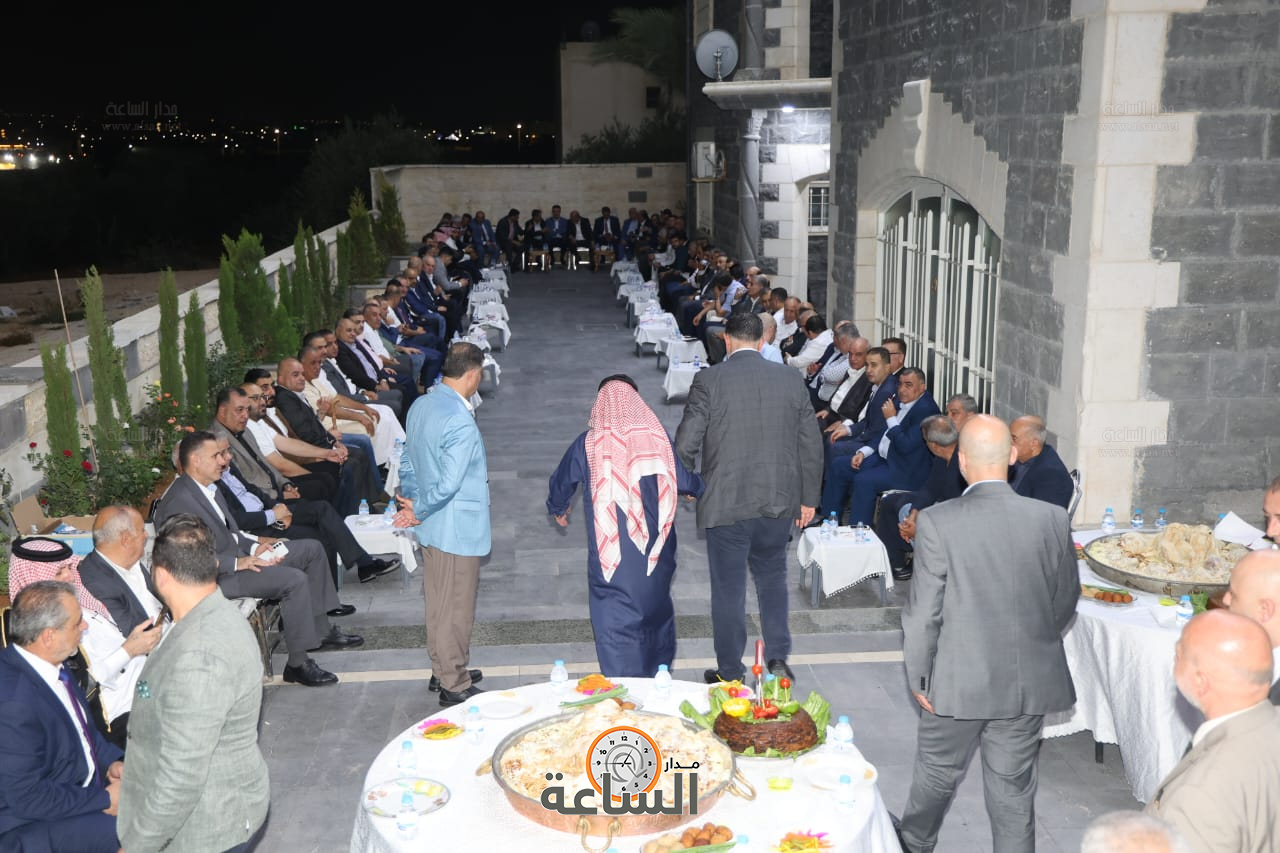 Madar Al-Saa Images 0.1937608857350135