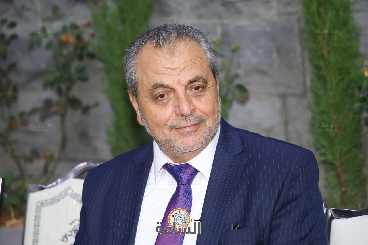 Madar Al-Saa Images 0.4917444619995762