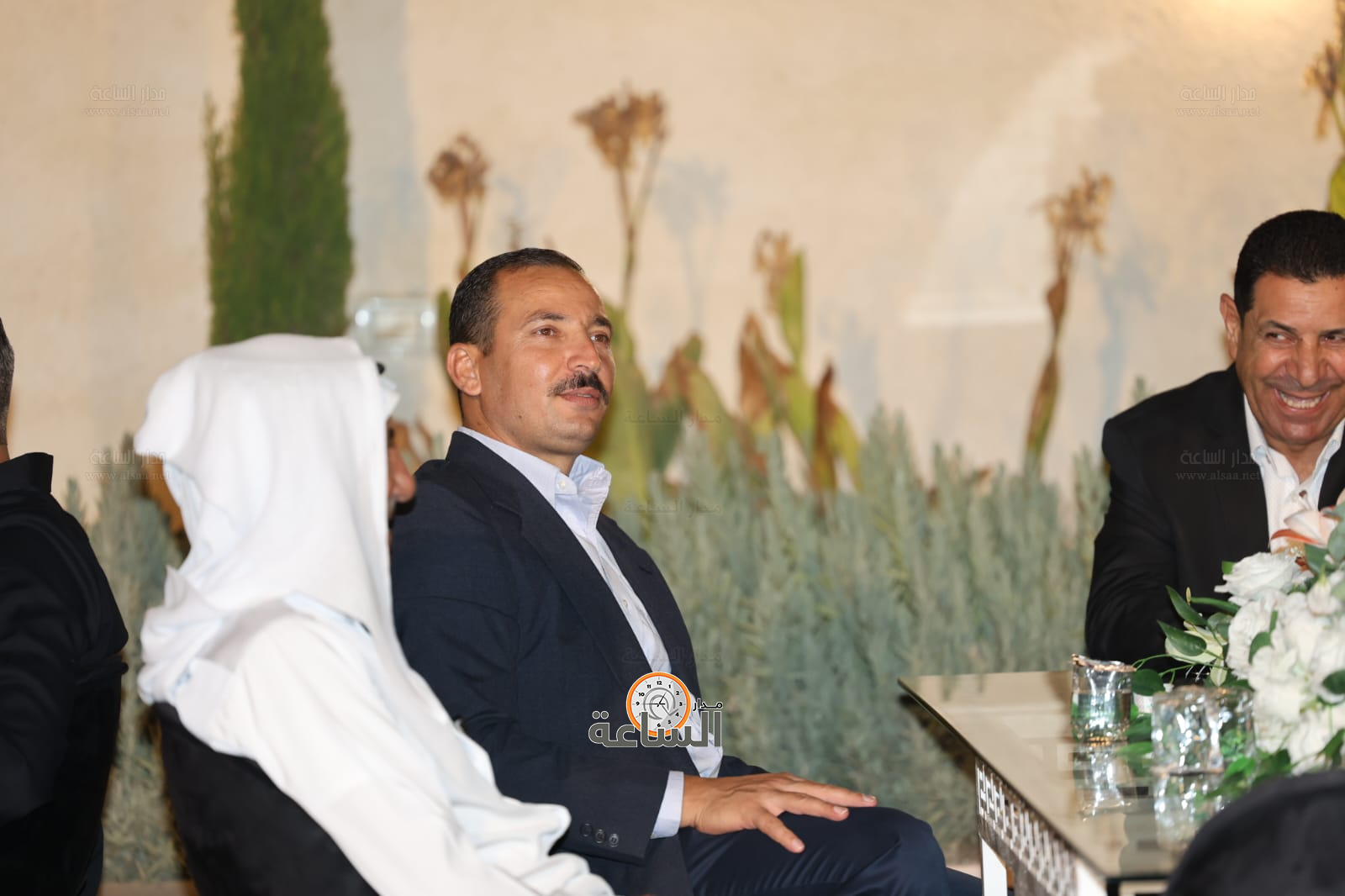 Madar Al-Saa Images 0.3594076504042185