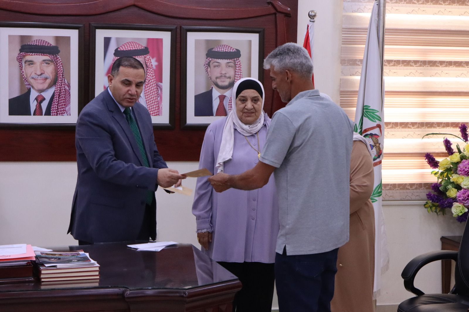 Madar Al-Saa Images 0.26676943906699857