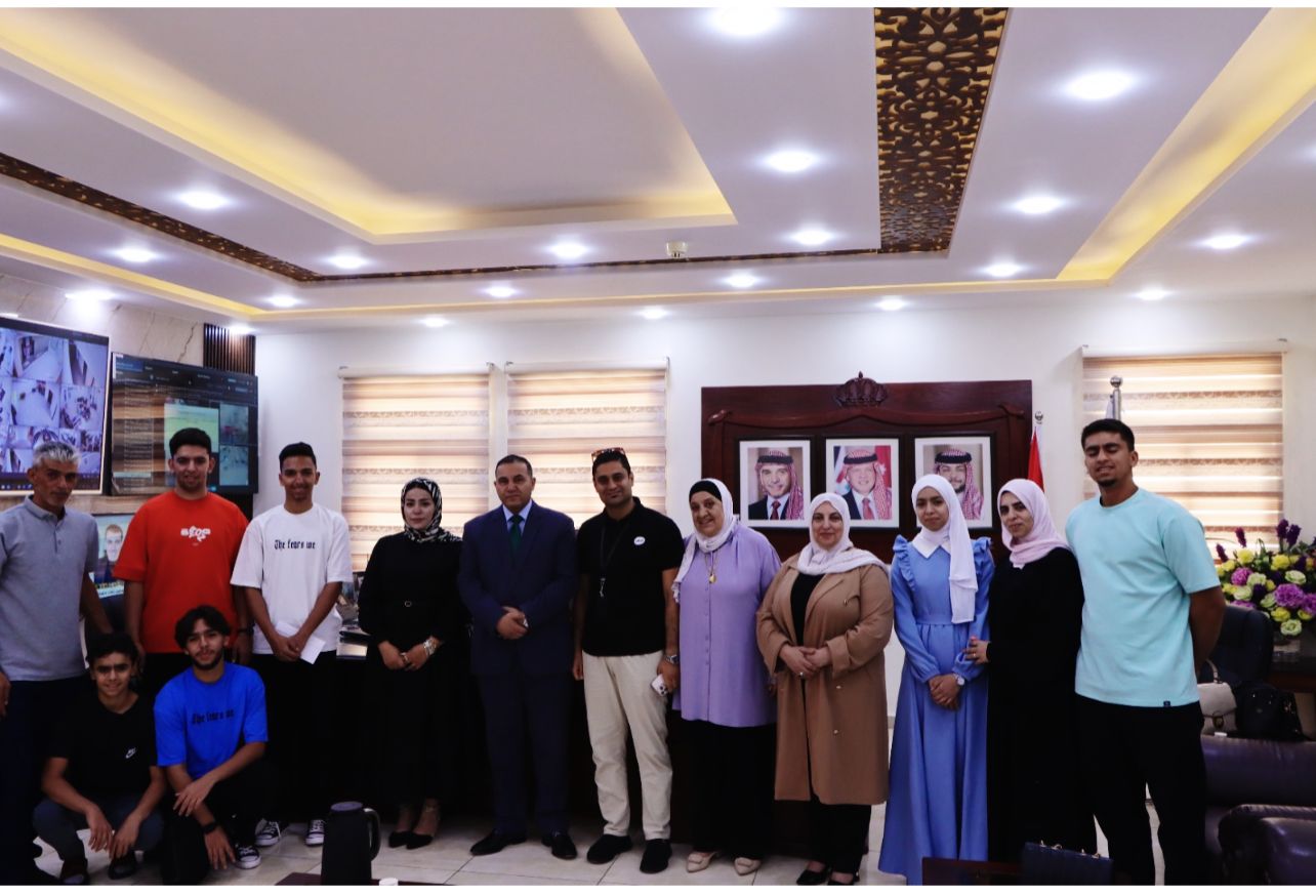 Madar Al-Saa Images 0.4948607932930861