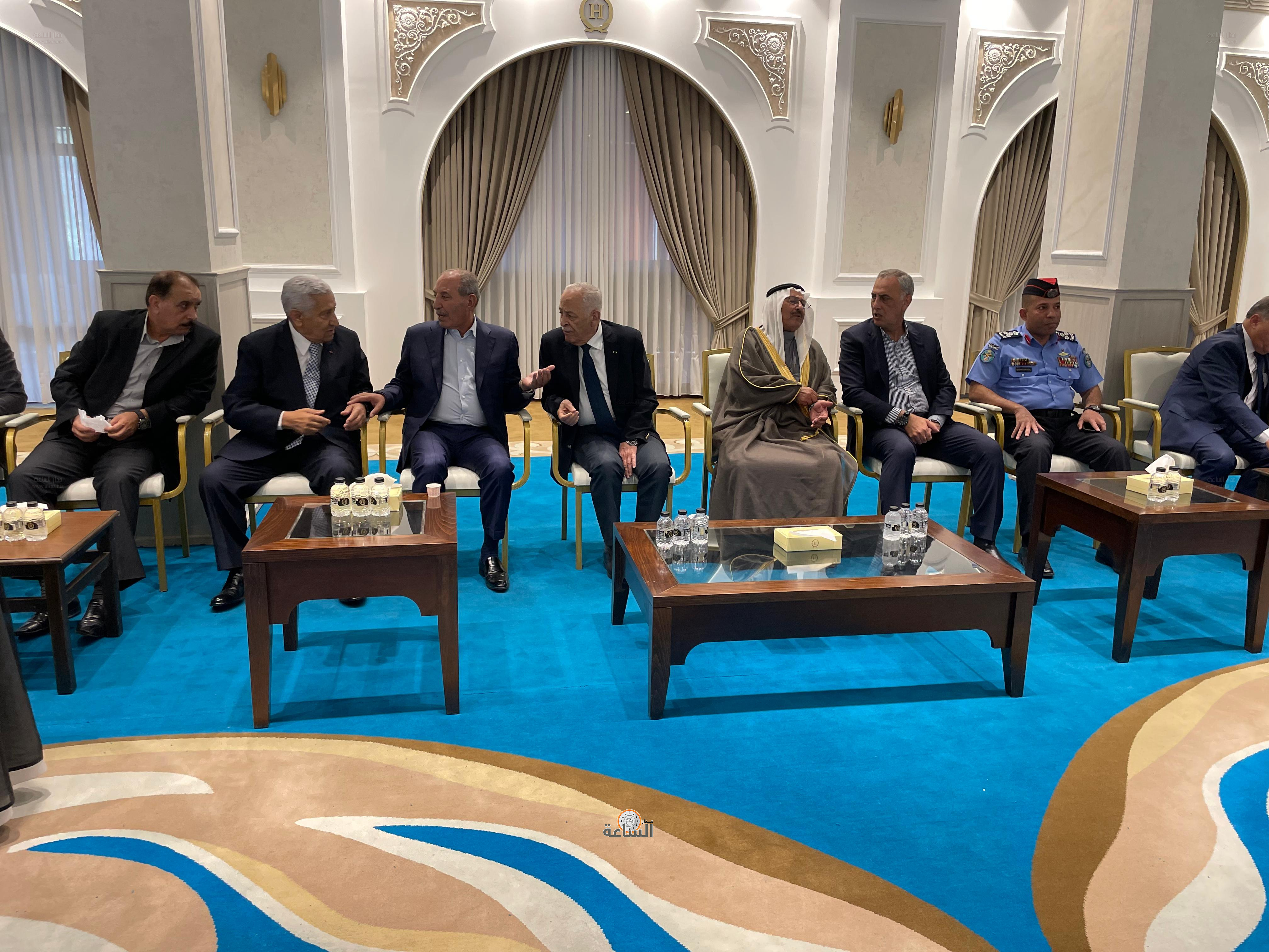 Madar Al-Saa Images 0.2604114055238169