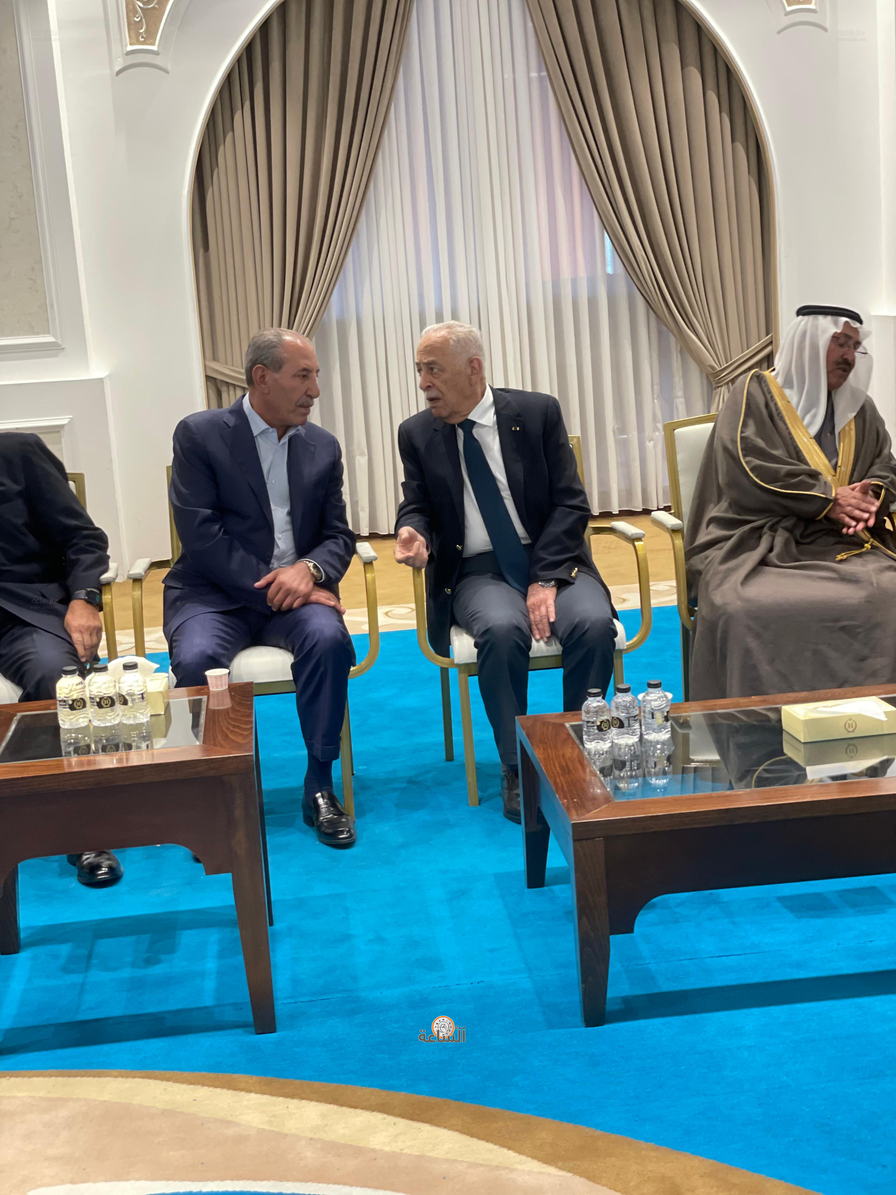 Madar Al-Saa Images 0.011574571284813429