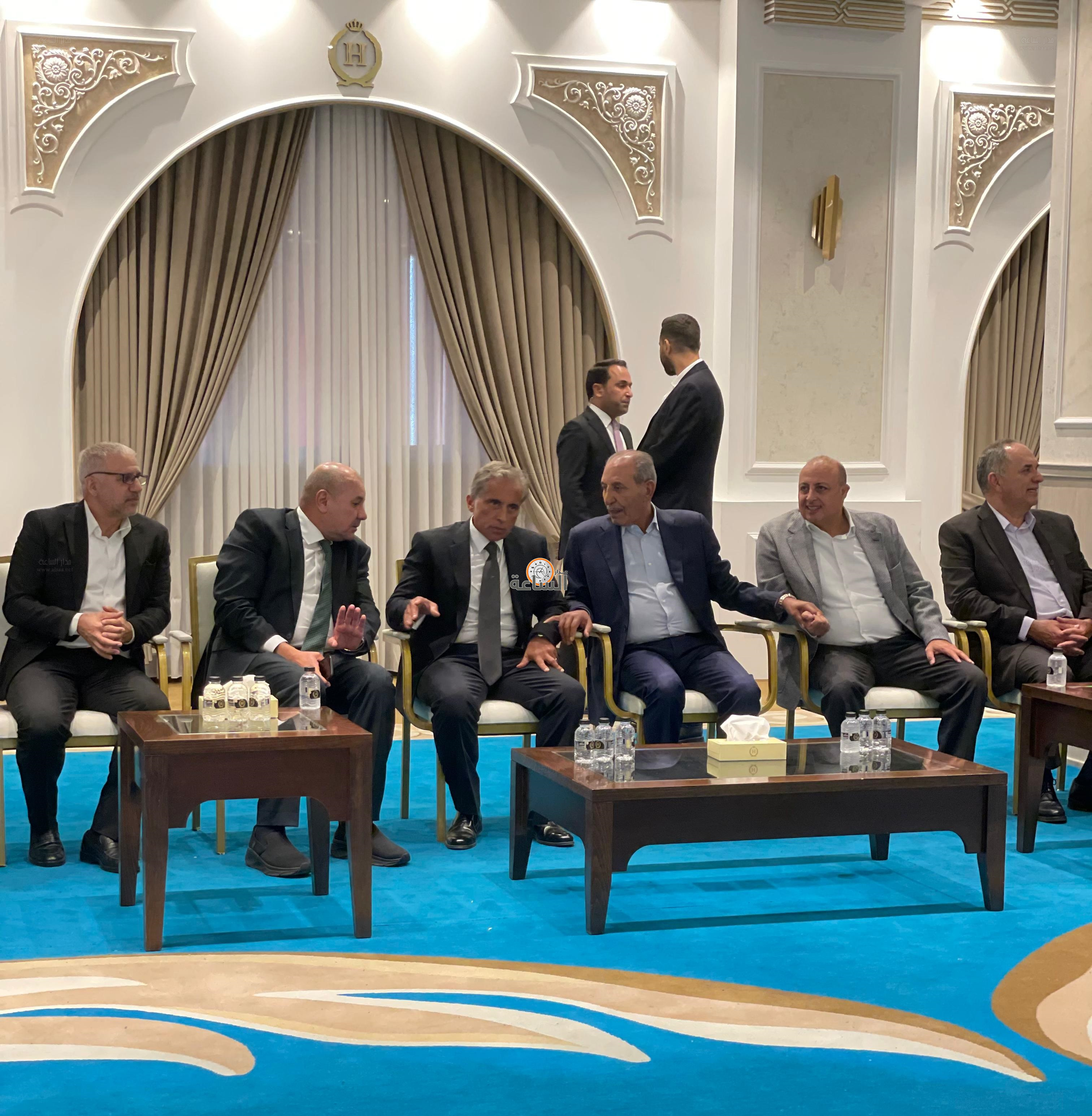 Madar Al-Saa Images 0.22284158719756497