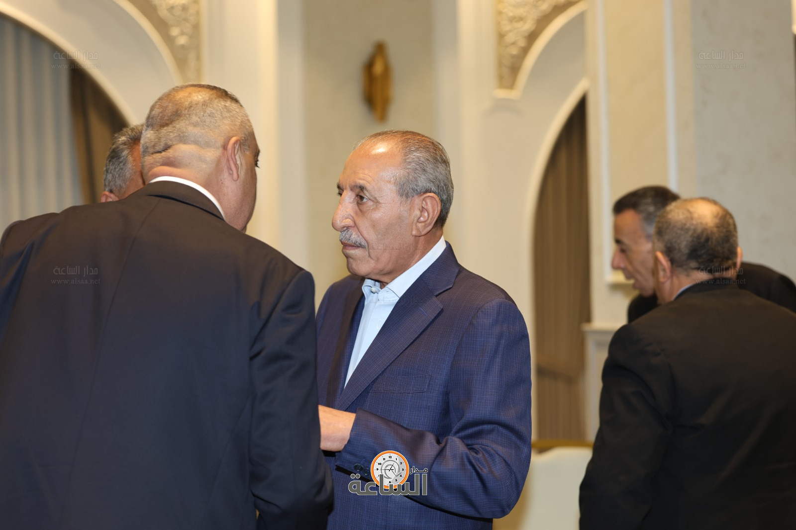 Madar Al-Saa Images 0.6074435297077369