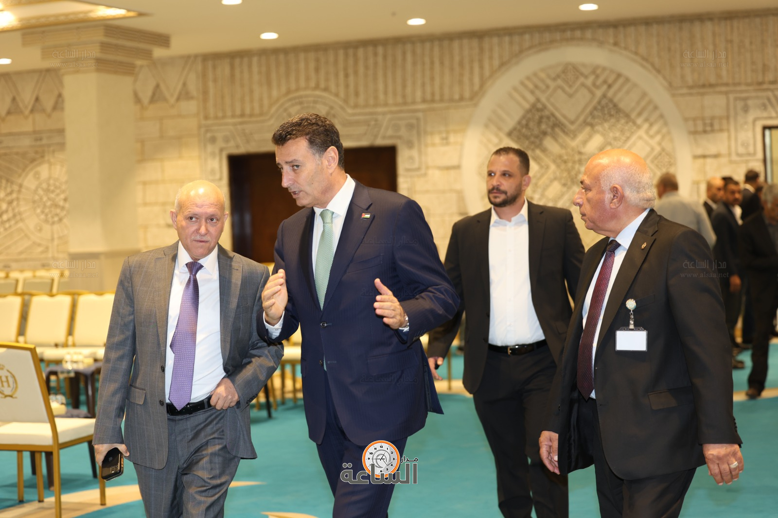 Madar Al-Saa Images 0.8953355017404296