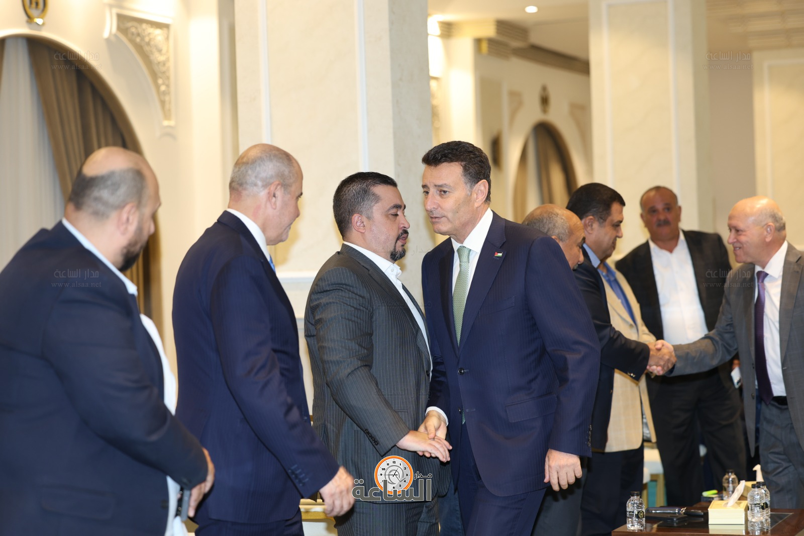 Madar Al-Saa Images 0.751177766049047