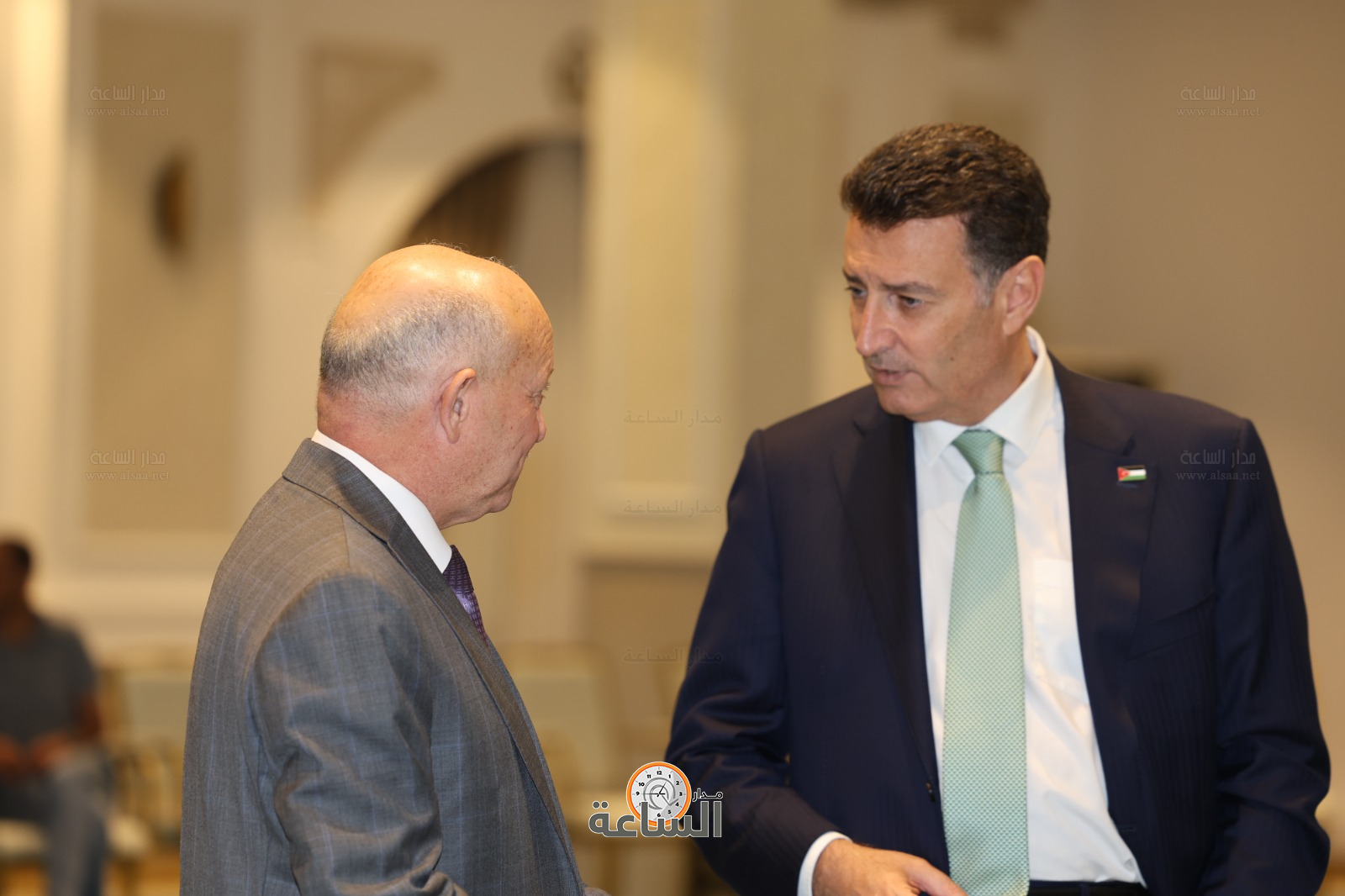 Madar Al-Saa Images 0.10568364080459758