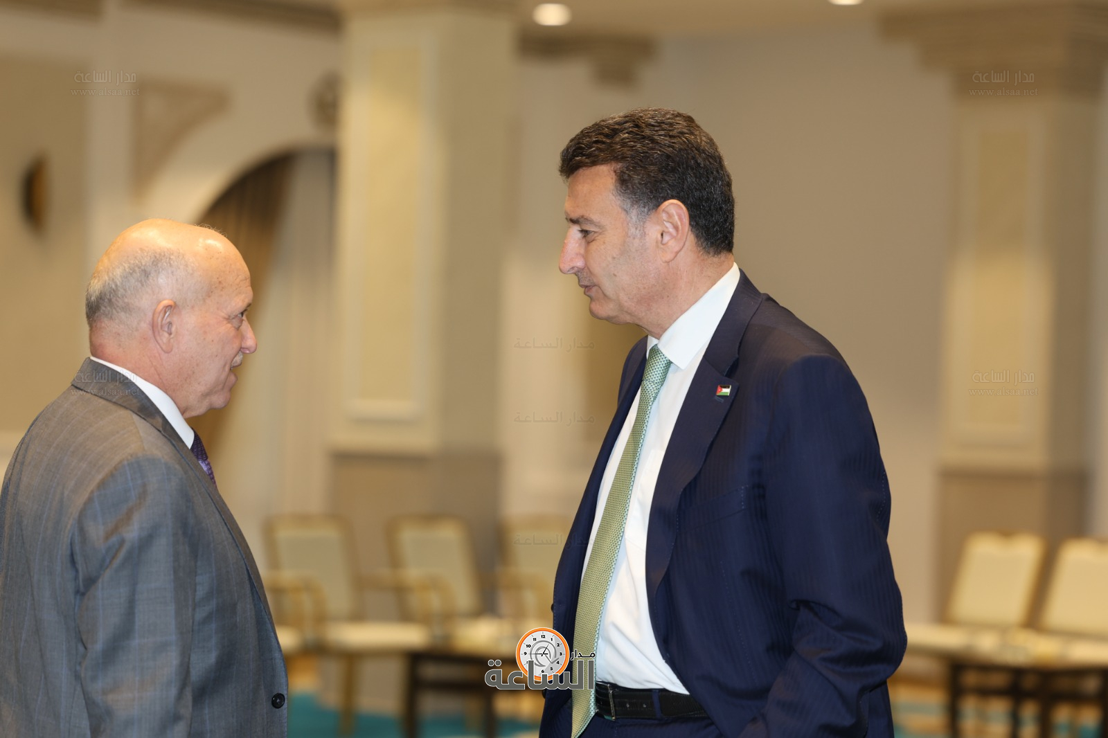 Madar Al-Saa Images 0.6544318359526944