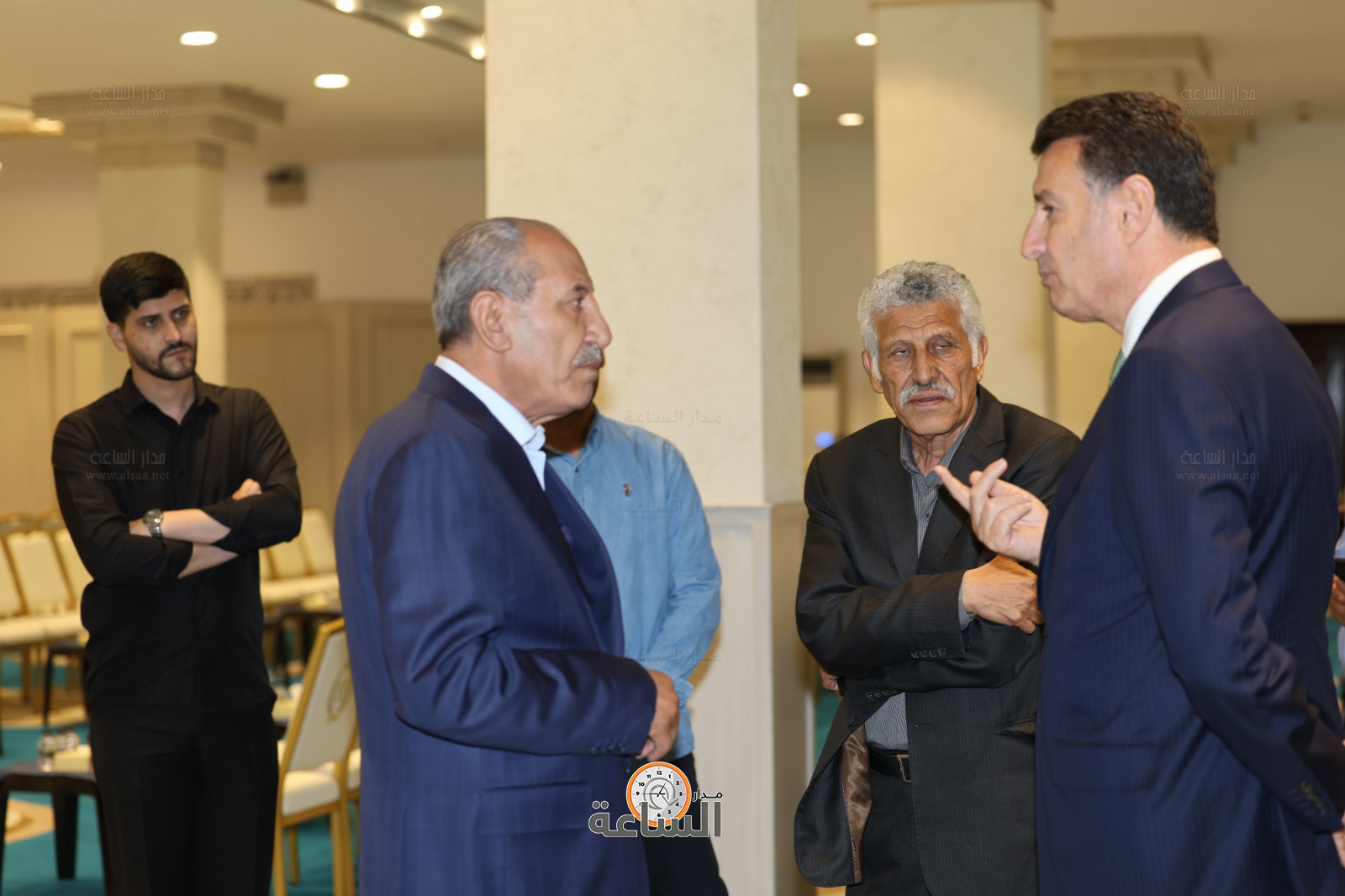 Madar Al-Saa Images 0.062479938970372295