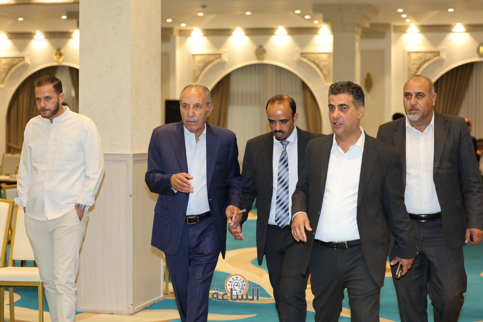 Madar Al-Saa Images 0.6354225671942769