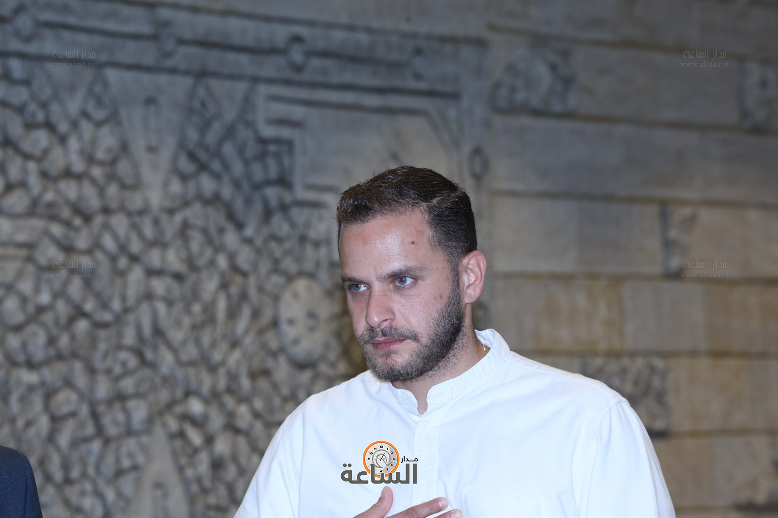 Madar Al-Saa Images 0.7116154357699593