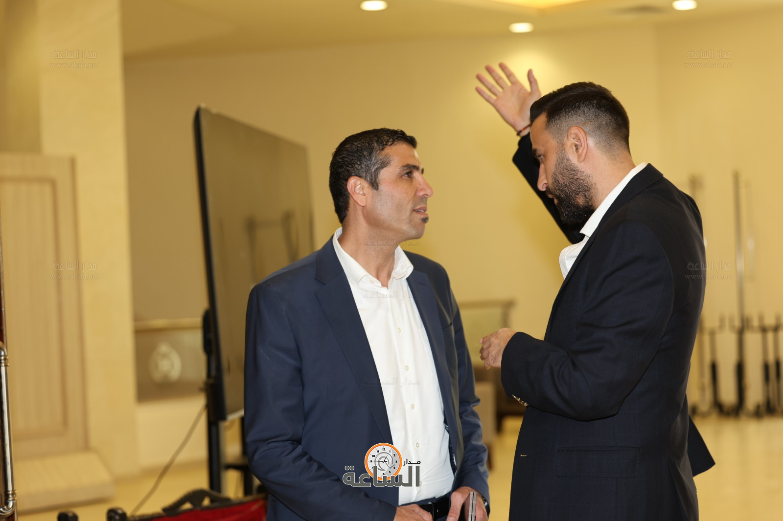 Madar Al-Saa Images 0.054795514404603174