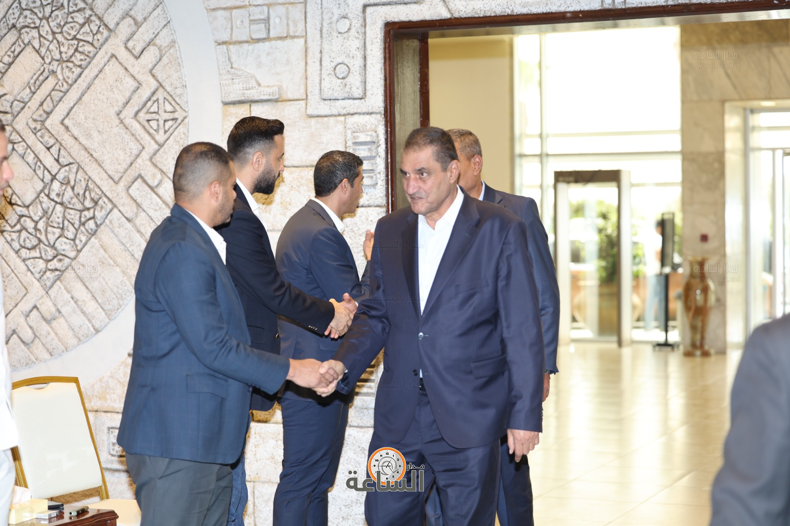 Madar Al-Saa Images 0.14138059684771953