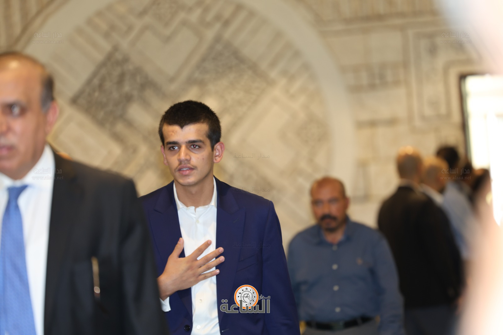 Madar Al-Saa Images 0.9012512644085603