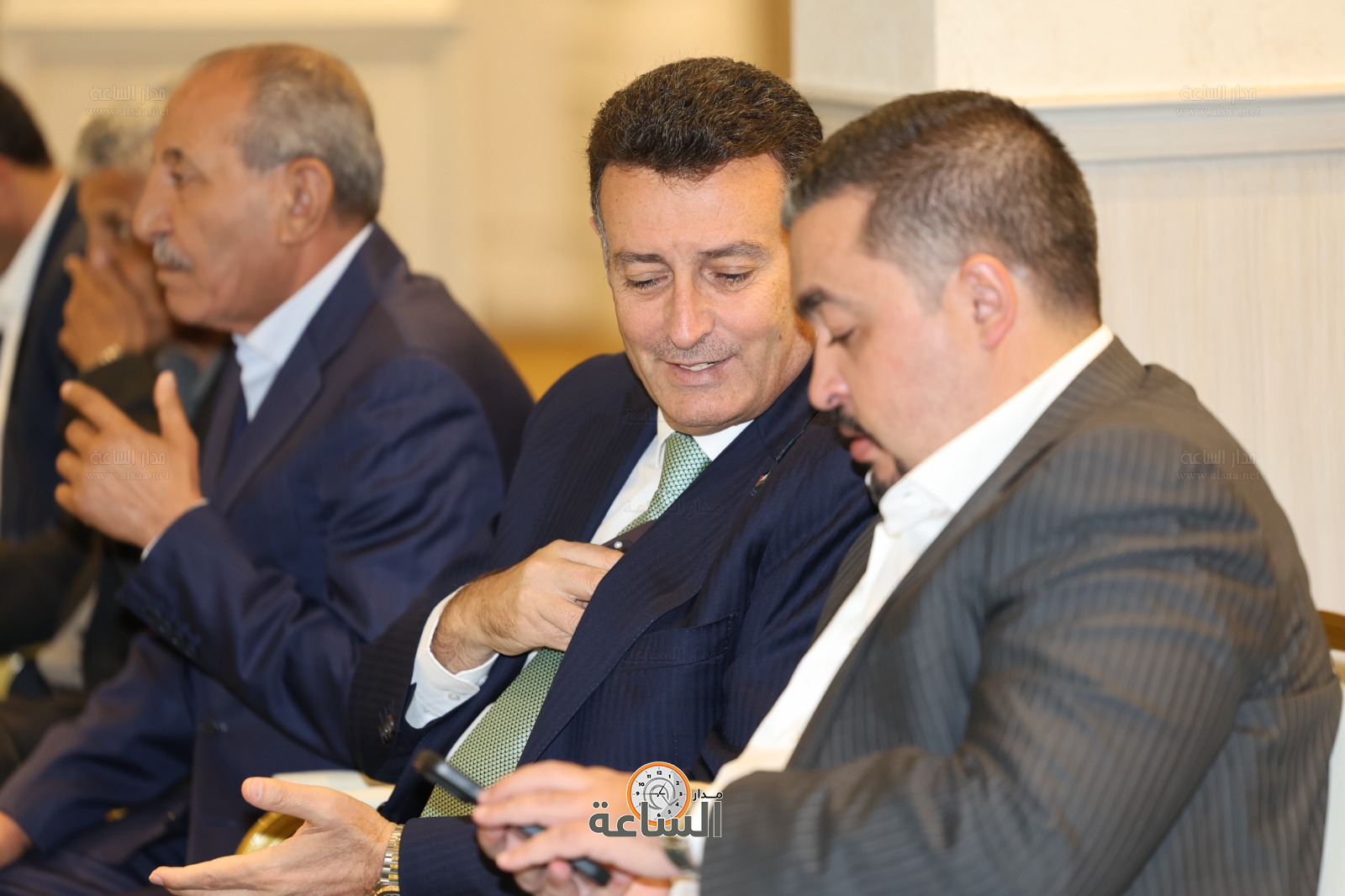 Madar Al-Saa Images 0.4954768379672597