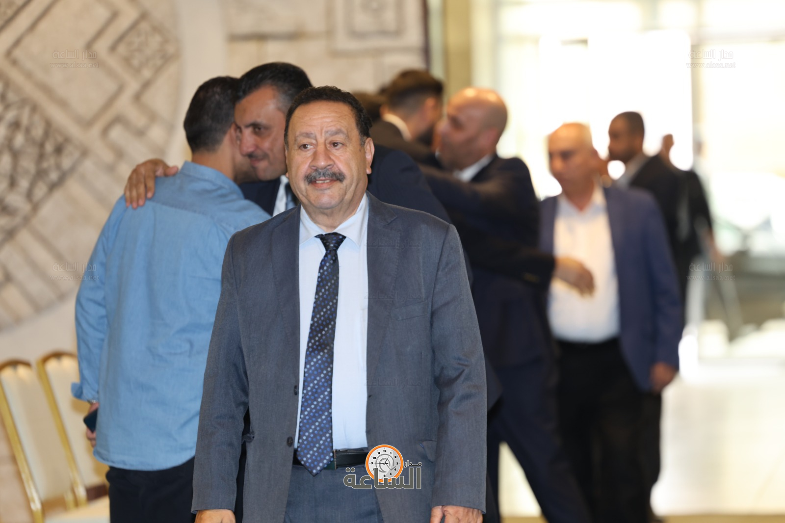 Madar Al-Saa Images 0.10450626780653505