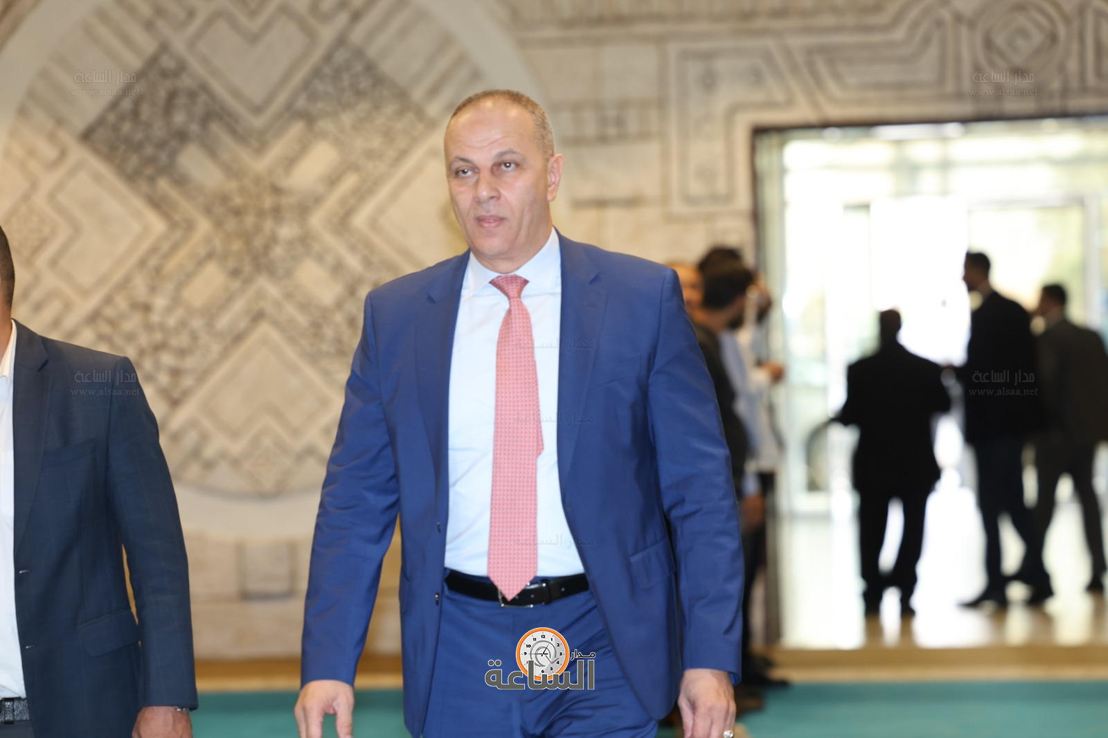 Madar Al-Saa Images 0.09960956237024066