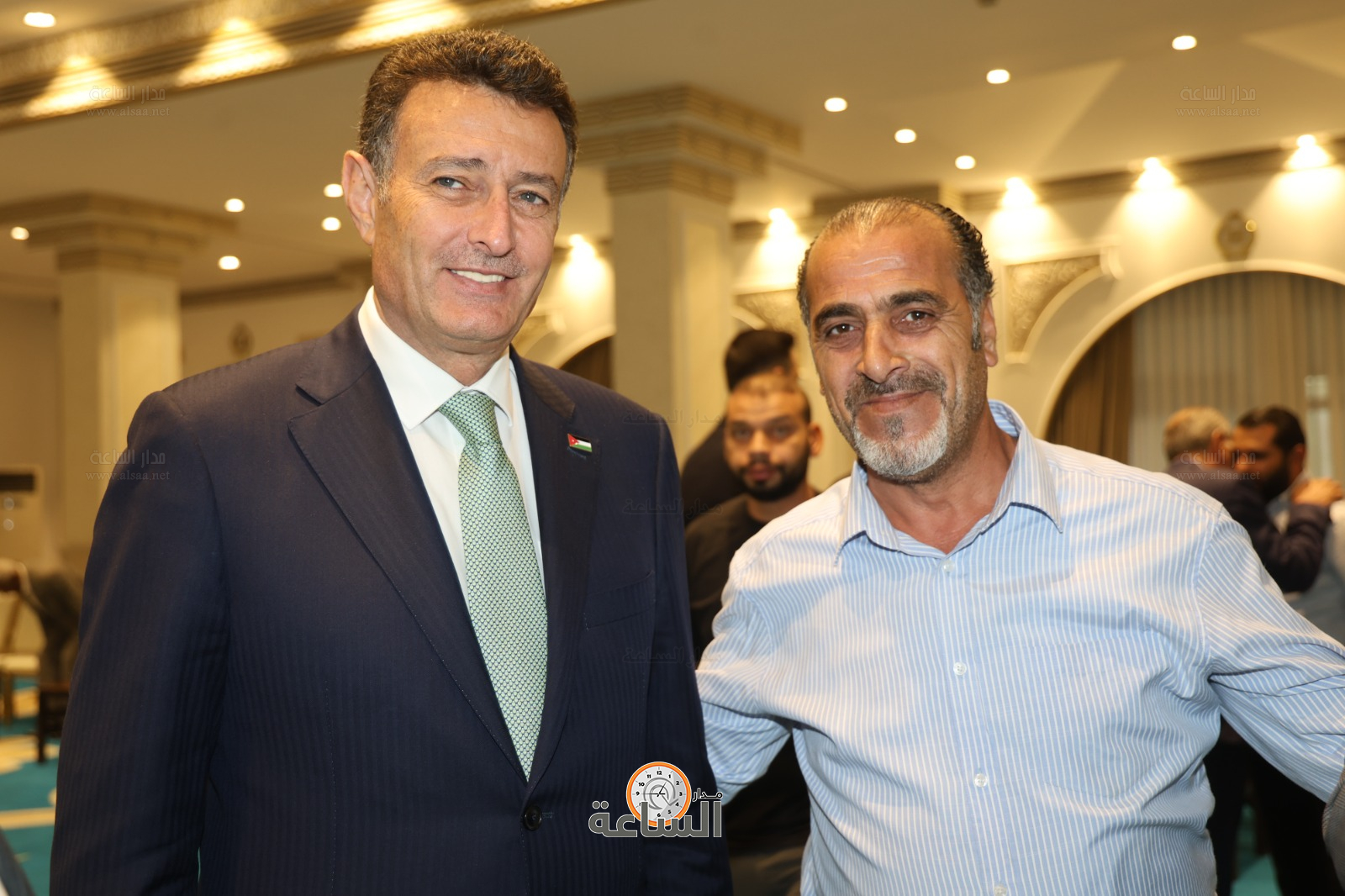 Madar Al-Saa Images 0.5405919329795082