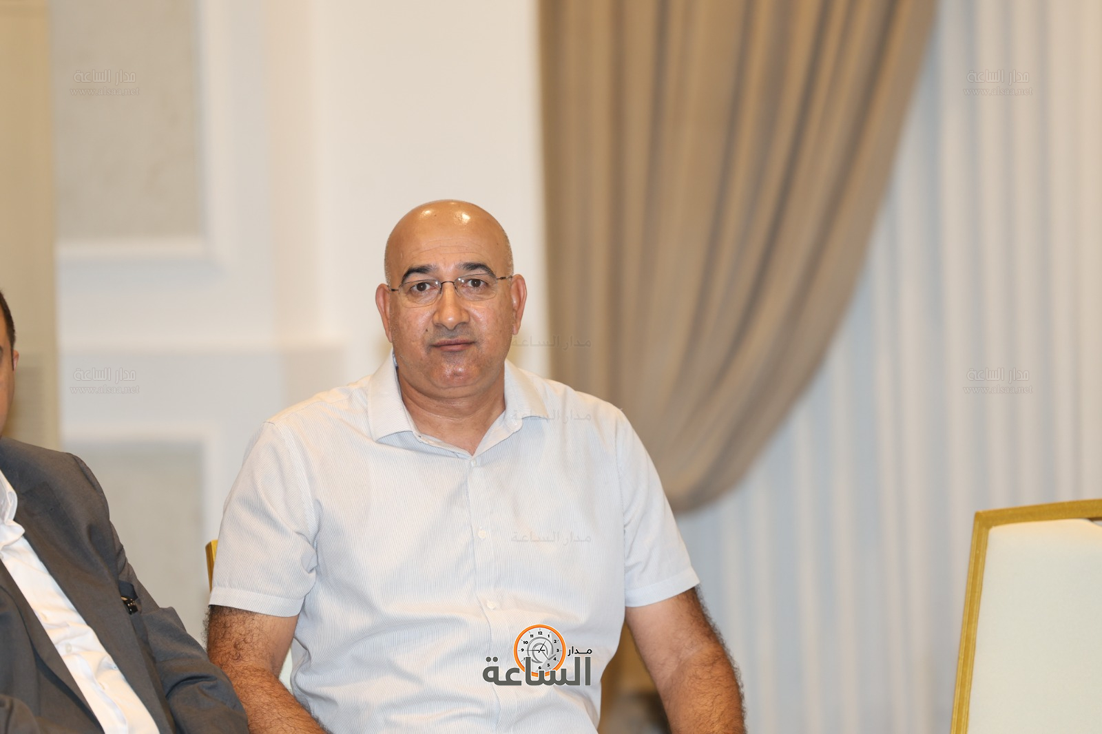 Madar Al-Saa Images 0.4241692152230172