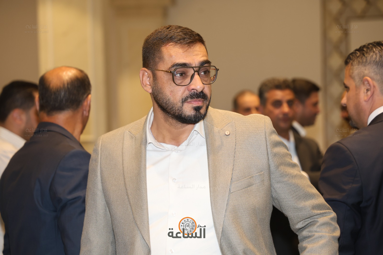 Madar Al-Saa Images 0.13034580723445888