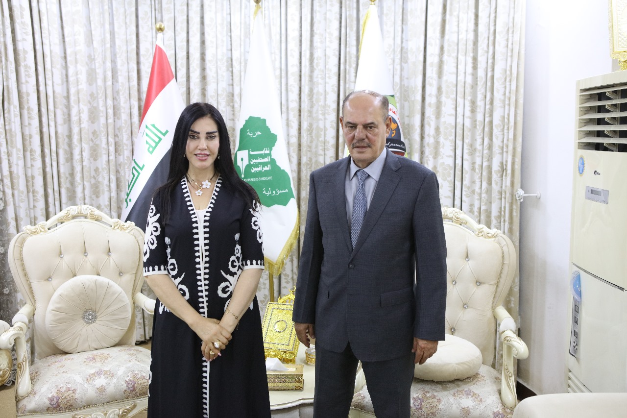 Madar Al-Saa Images 0.539054488867788