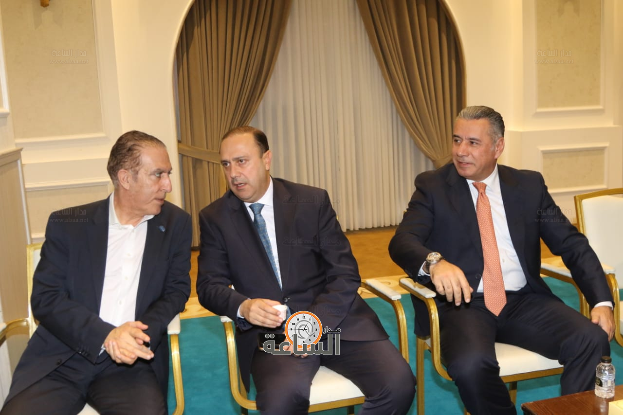 Madar Al-Saa Images 0.11173774146110427