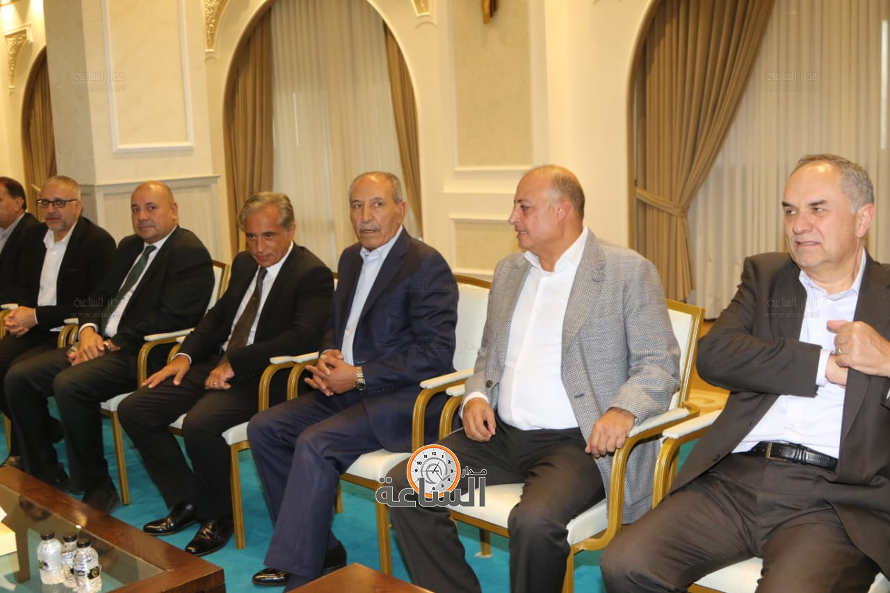 Madar Al-Saa Images 0.8377181501902459