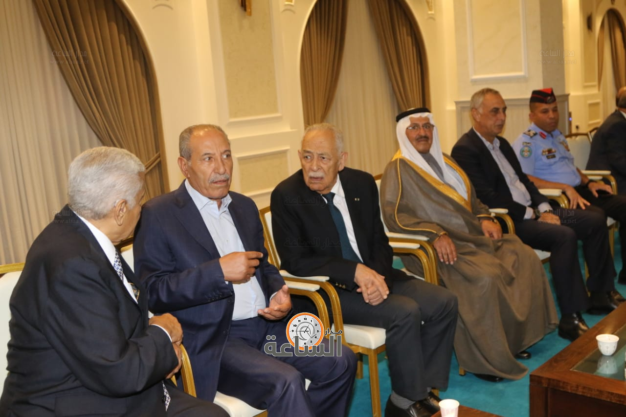 Madar Al-Saa Images 0.3742612871896247