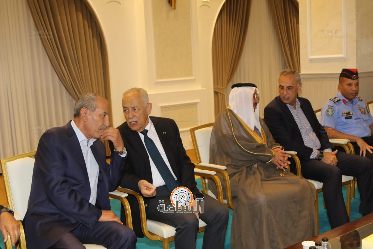 Madar Al-Saa Images 0.12739760723848725