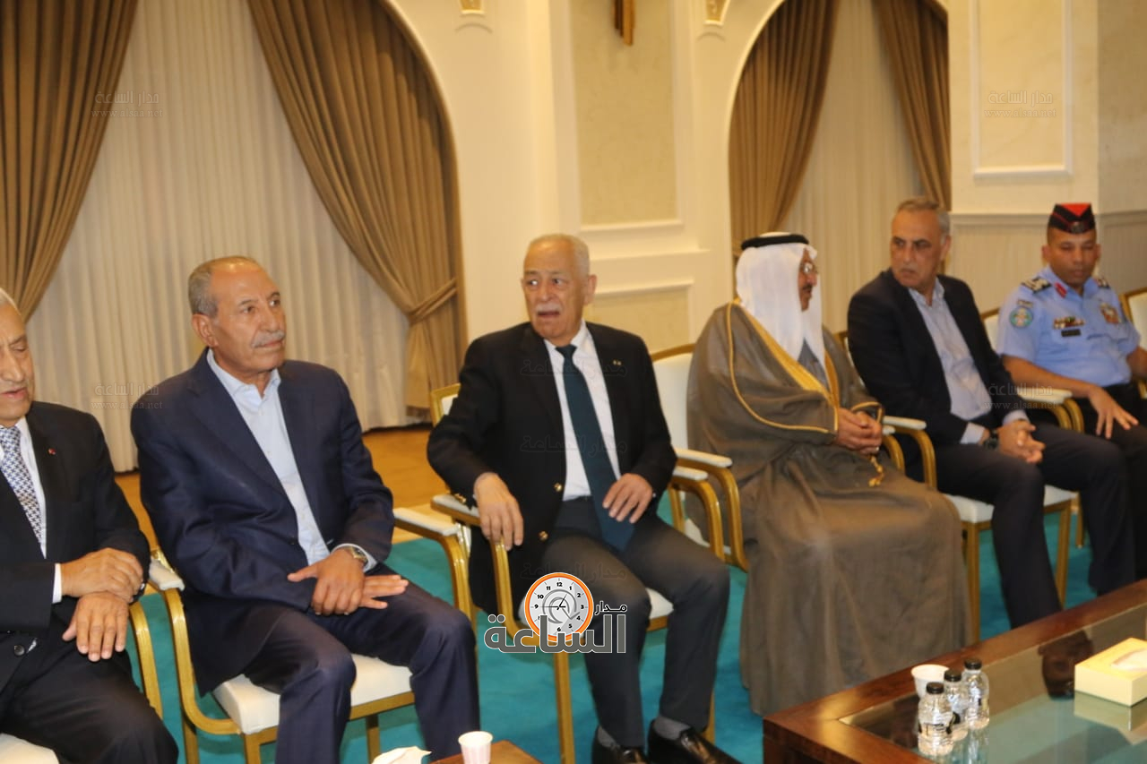 Madar Al-Saa Images 0.04412193105672735