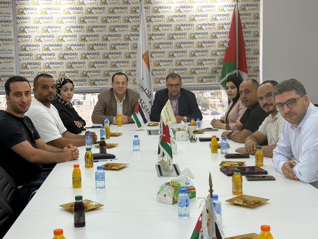 Madar Al-Saa Images 0.9595791264471238