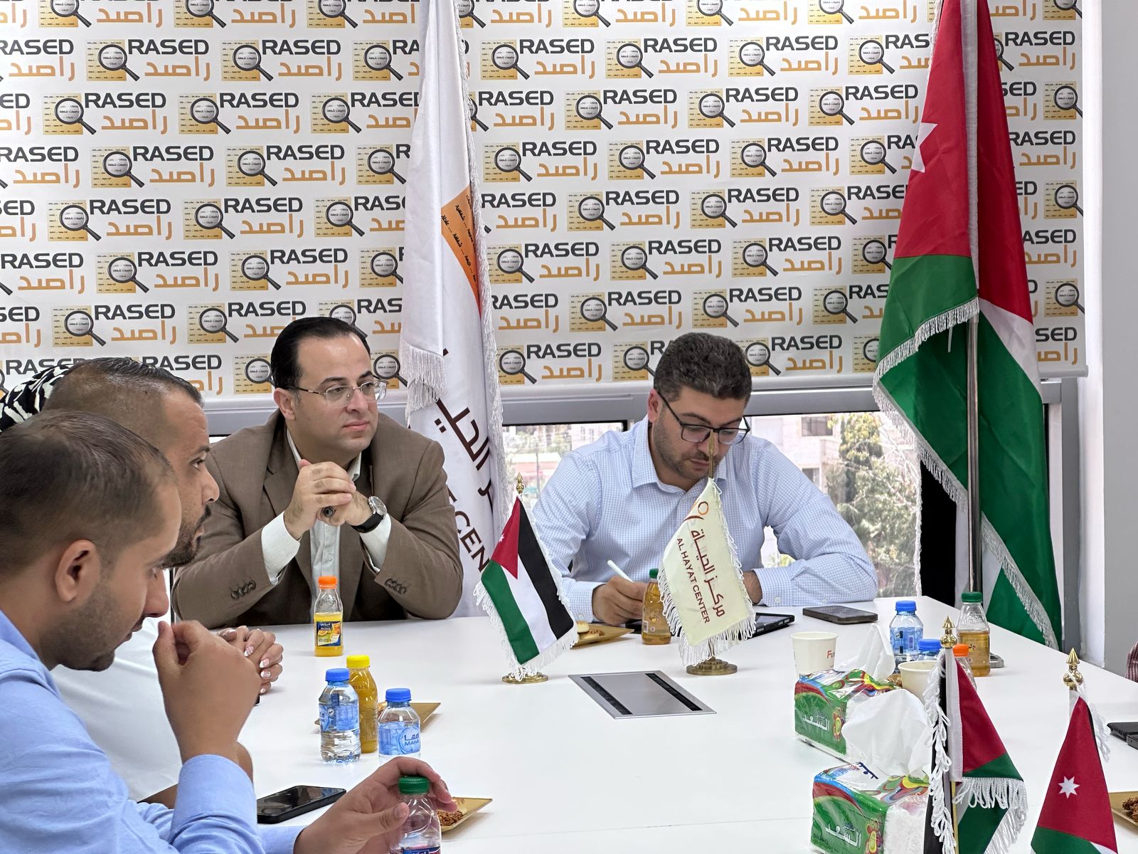 Madar Al-Saa Images 0.2978898166164268