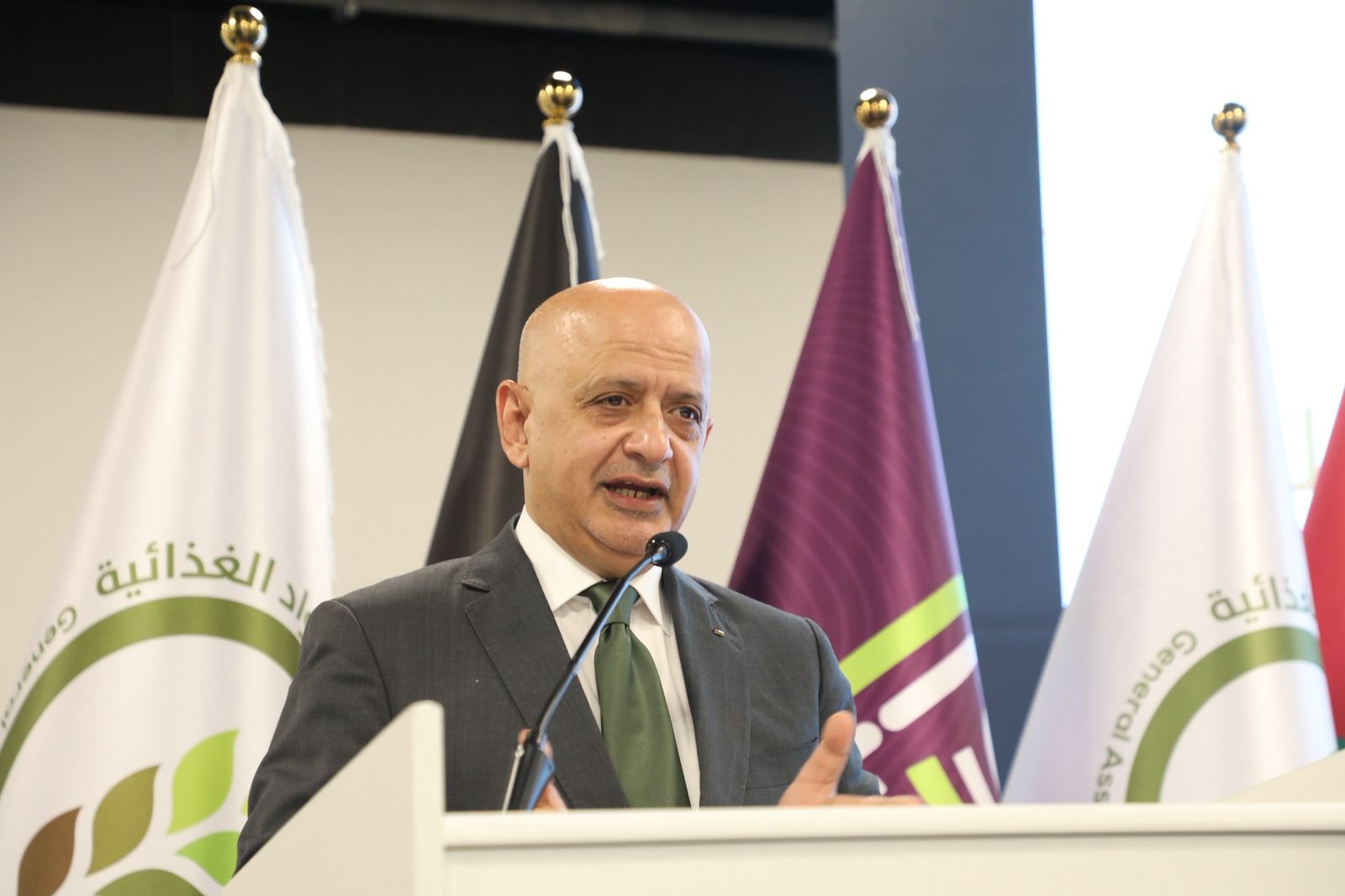 Madar Al-Saa Images 0.534670211976701