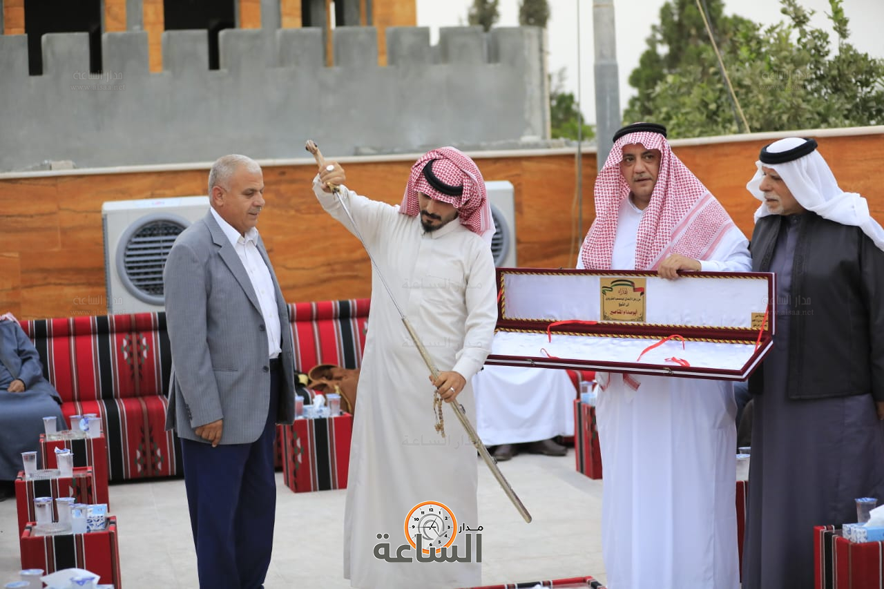 Madar Al-Saa Images 0.9153521454568732