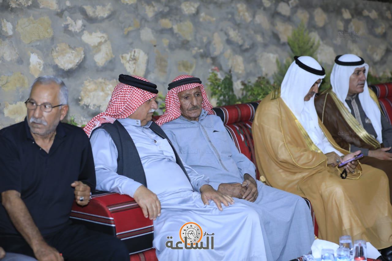 Madar Al-Saa Images 0.15445843495027367