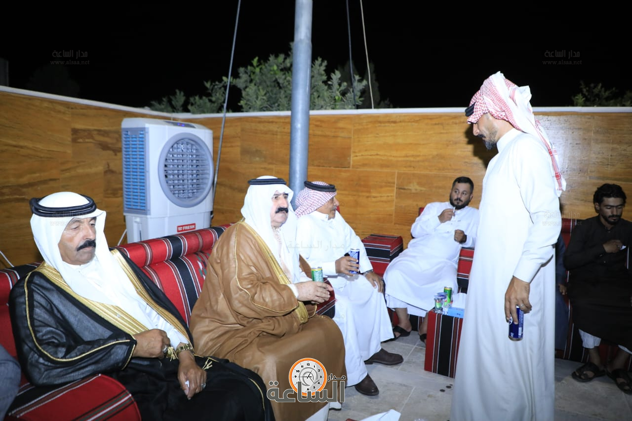 Madar Al-Saa Images 0.26805130374126707