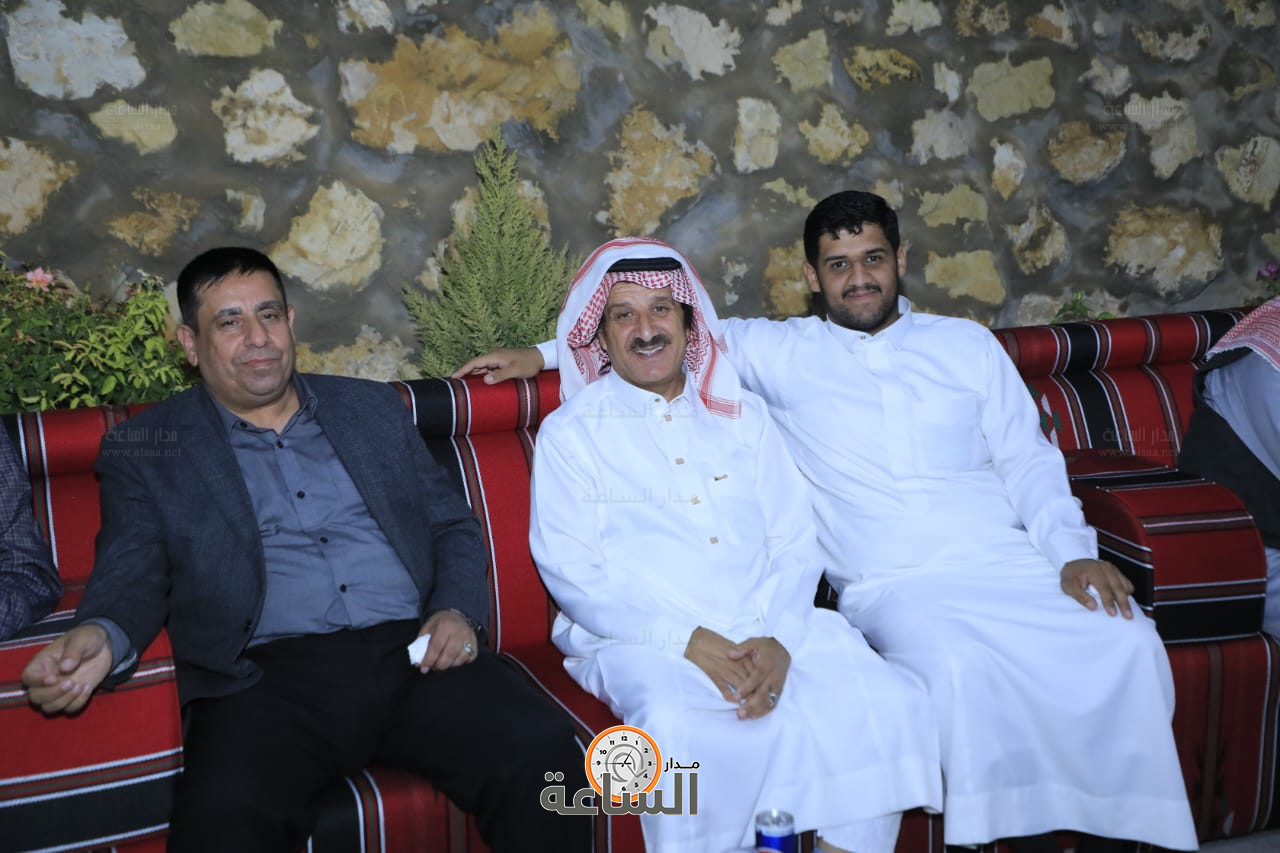 Madar Al-Saa Images 0.5596273381370044