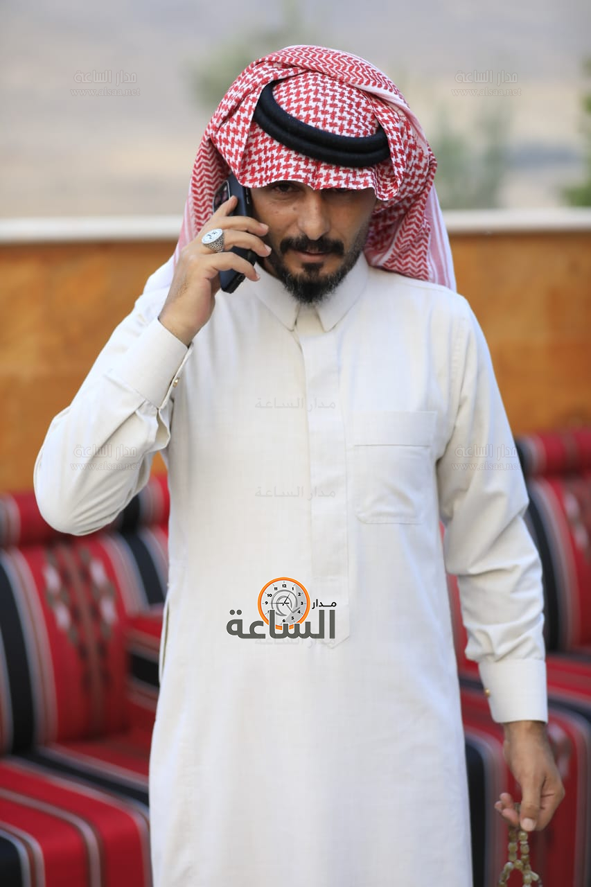 Madar Al-Saa Images 0.42093604188616585