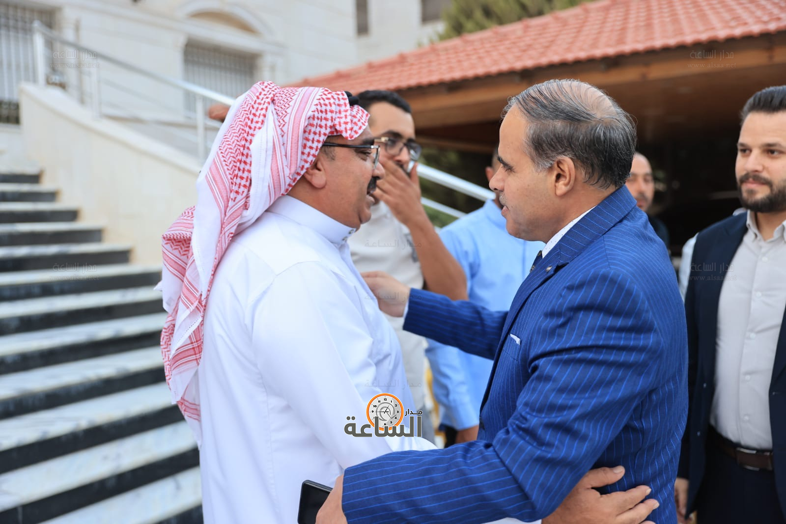 Madar Al-Saa Images 0.3855671183455067