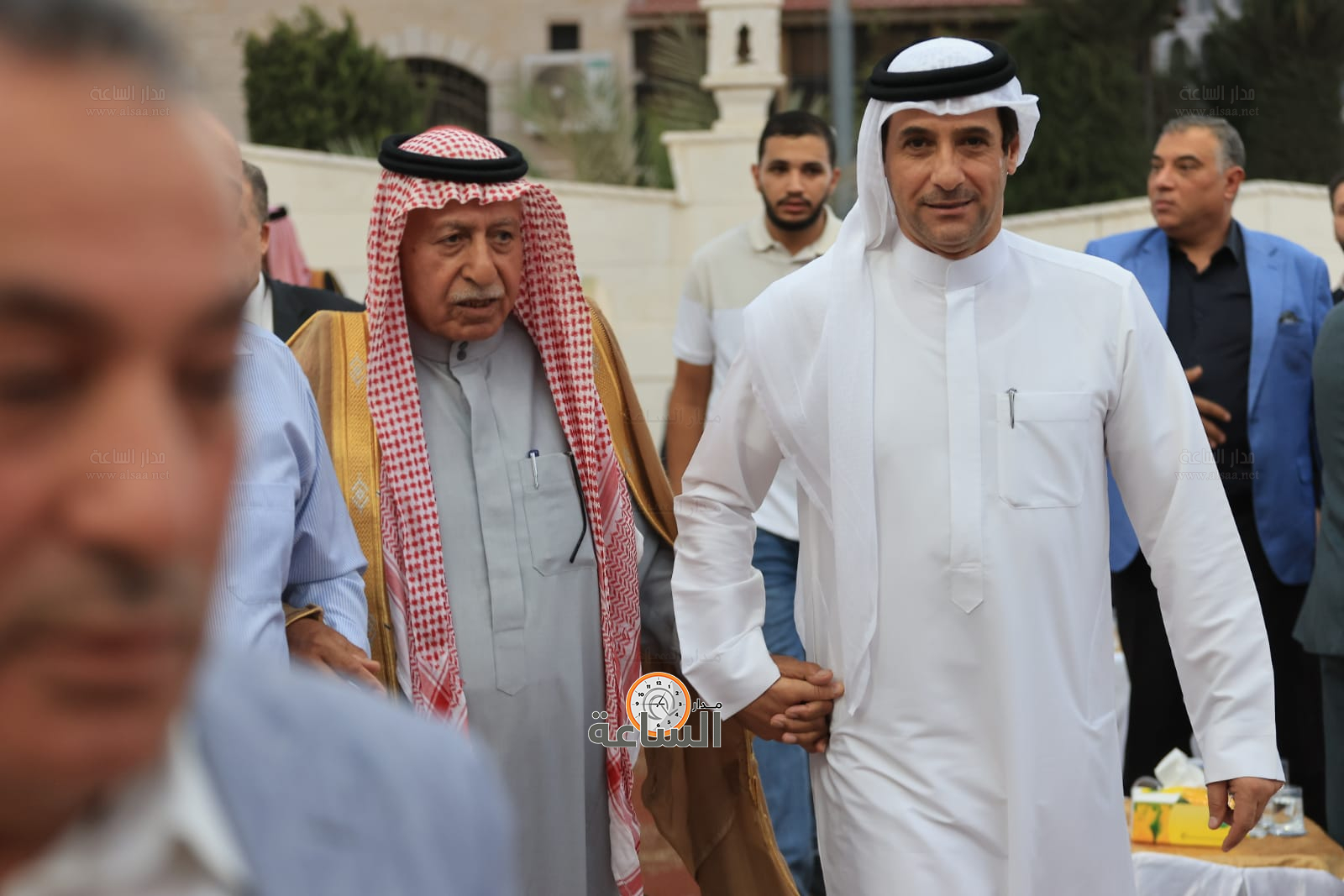 Madar Al-Saa Images 0.571073780747448