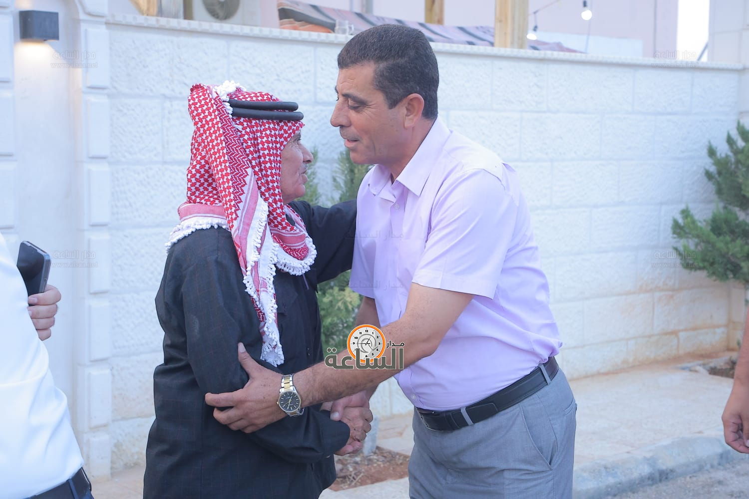 Madar Al-Saa Images 0.3959608598051759